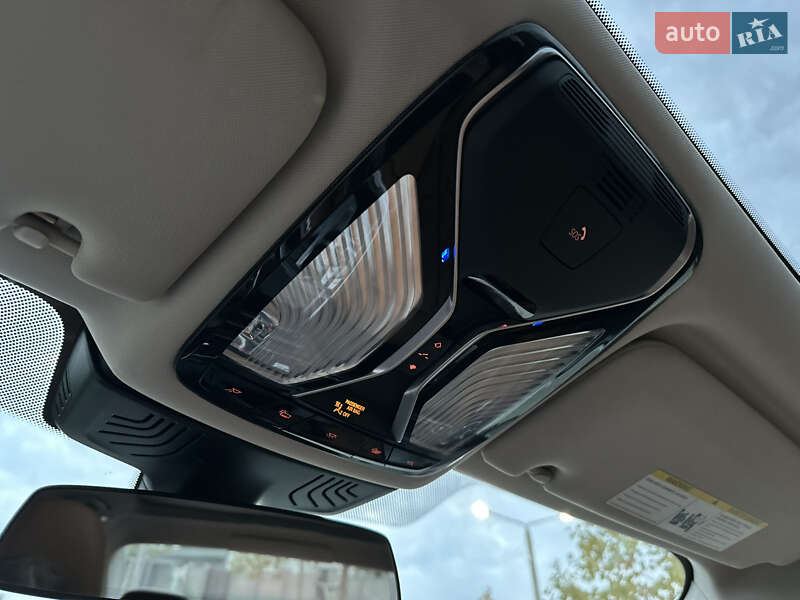 Седан BMW 7 Series 2017 в Одесі