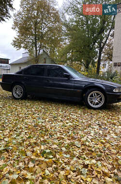 Седан BMW 7 Series 1999 в  фото 2 Седан BMW 7 Series 1999 в