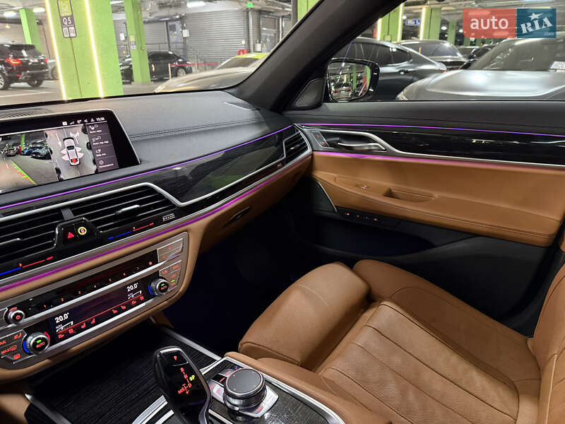 Седан BMW 7 Series 2019 в Киеве