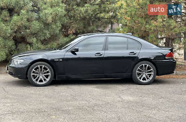 Седан BMW 7 Series 2004 в  фото 3 Седан BMW 7 Series 2004 в