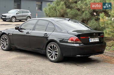 Седан BMW 7 Series 2004 в  фото 10 Седан BMW 7 Series 2004 в