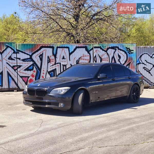 Седан BMW 7 Series 2011 в Харкові