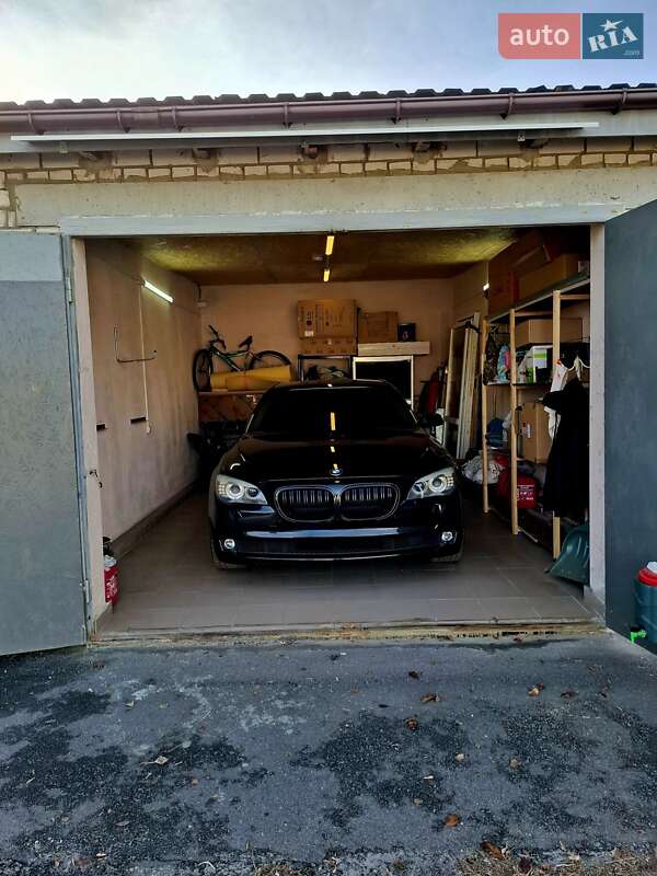 Седан BMW 7 Series 2011 в Харкові