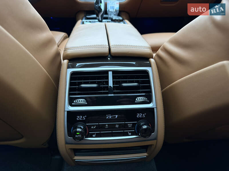 Седан BMW 7 Series 2020 в Киеве фото 17 Седан BMW 7 Series 2020 в Киеве