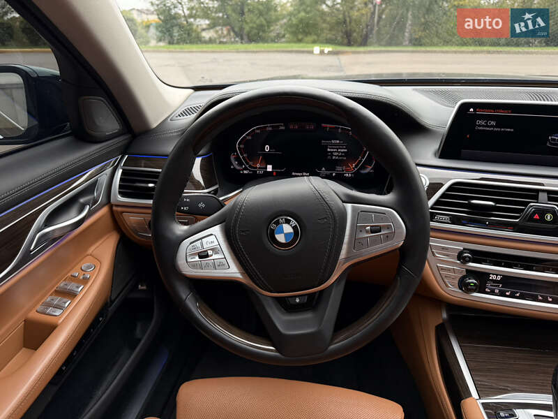Седан BMW 7 Series 2020 в Киеве фото 28 Седан BMW 7 Series 2020 в Киеве