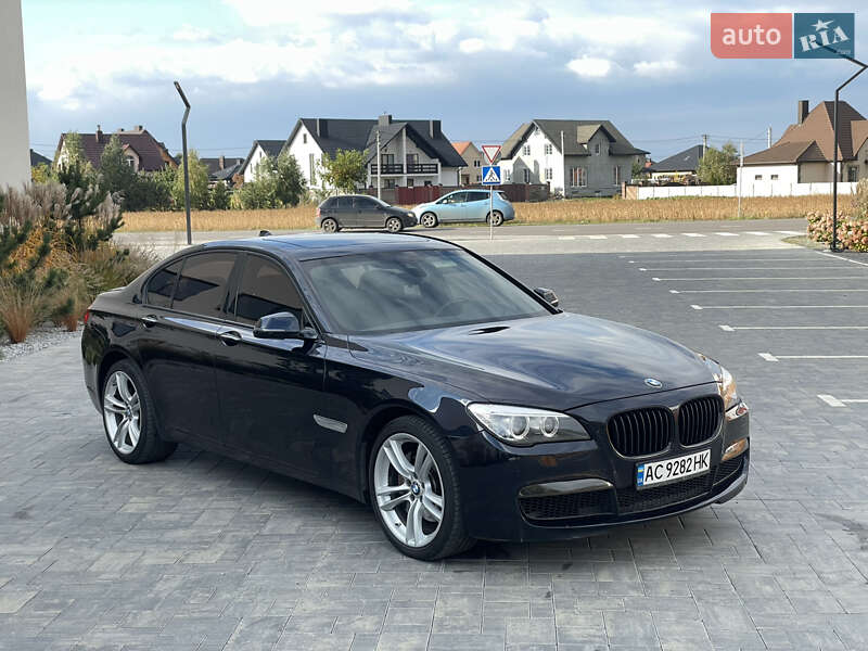 Седан BMW 7 Series 2013 в 