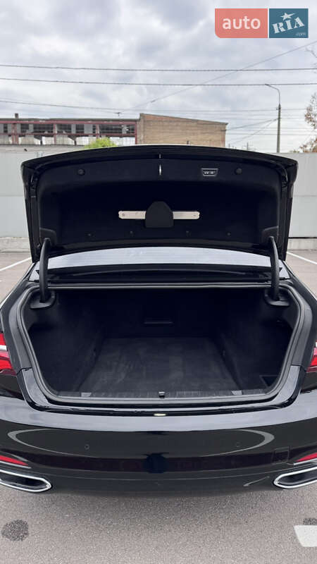 Седан BMW 7 Series 2018 в Киеве фото 17 Седан BMW 7 Series 2018 в Киеве