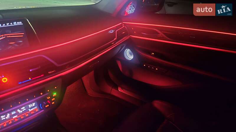 Седан BMW 7 Series 2019 в Луцке
