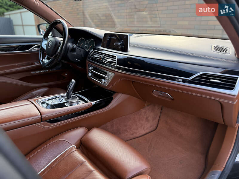 Седан BMW 7 Series 2016 в Вінниці