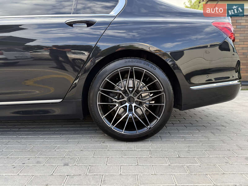Седан BMW 7 Series 2016 в Вінниці
