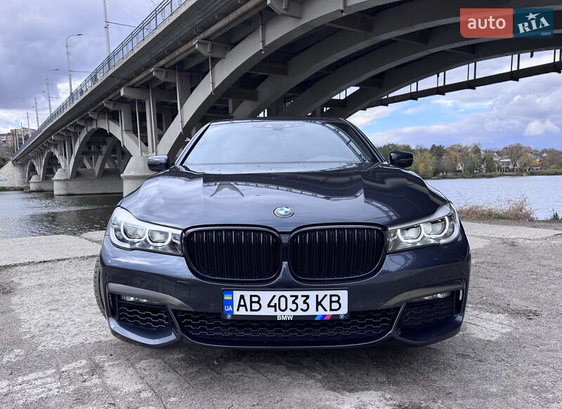 Седан BMW 7 Series 2018 в Виннице