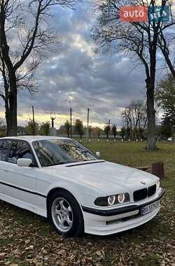 Седан BMW 7 Series 1995 в Теофиполе