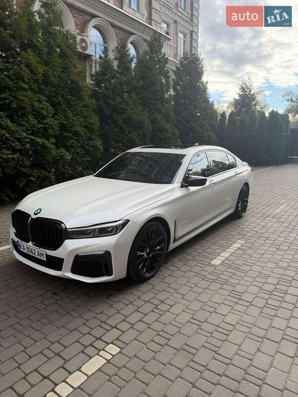 Седан BMW 7 Series 2020 в Киеве