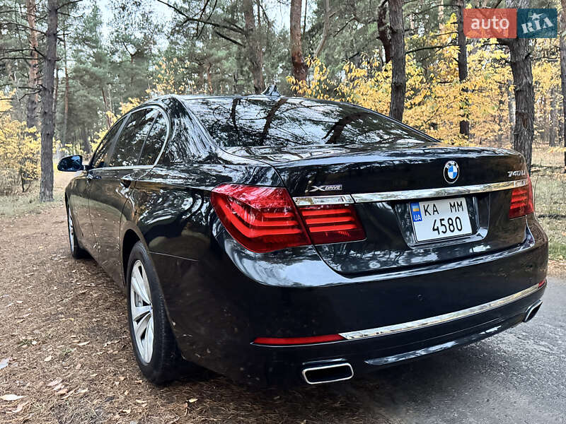 Седан BMW 7 Series 2015 в Киеве