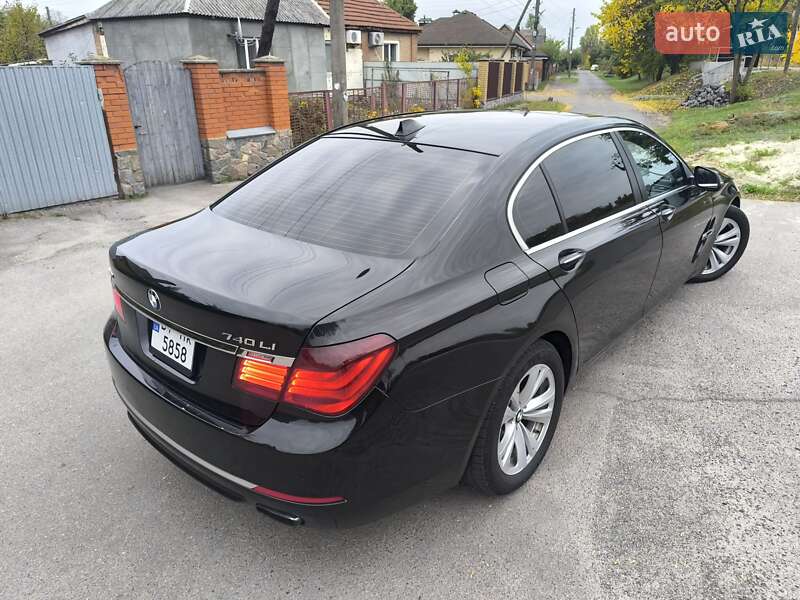 Седан BMW 7 Series 2015 в Полтаве