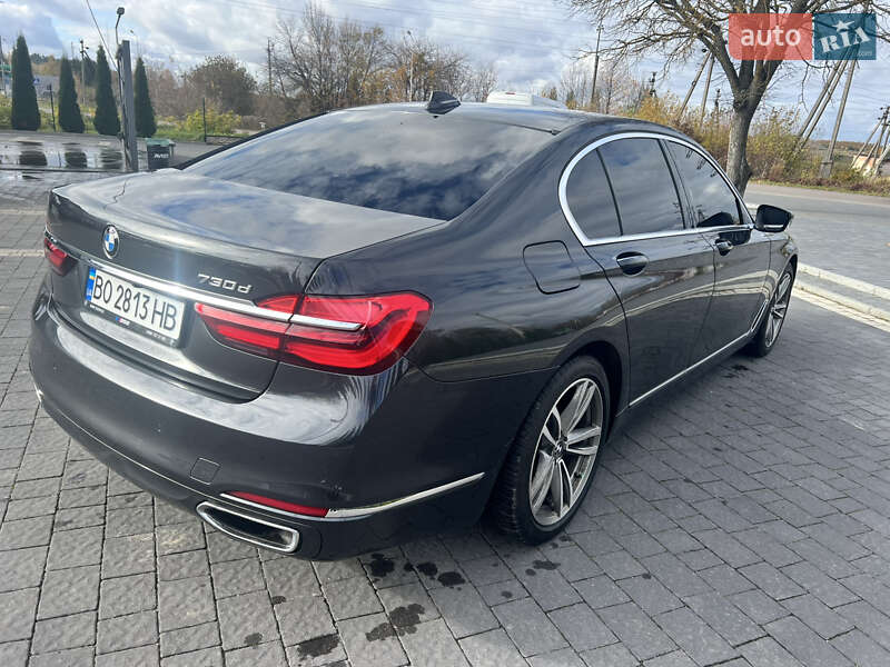 Седан BMW 7 Series 2017 в Почаеве