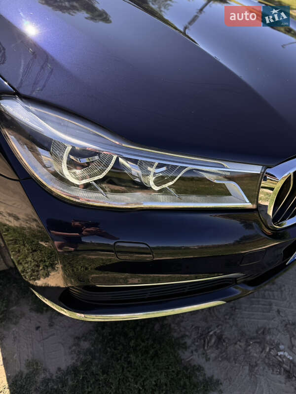 Седан BMW 7 Series 2017 в Киеве