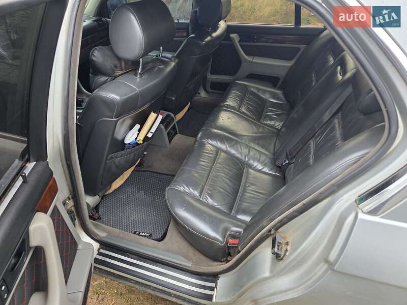 Седан BMW 7 Series 1991 в Слов'янську