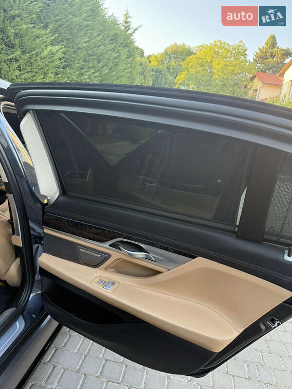 Седан BMW 7 Series 2016 в Одессе фото 30 Седан BMW 7 Series 2016 в Одессе
