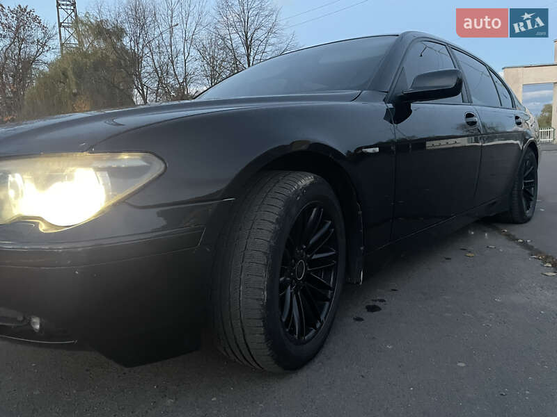 Седан BMW 7 Series 2004 в Долине фото 9 Седан BMW 7 Series 2004 в Долине