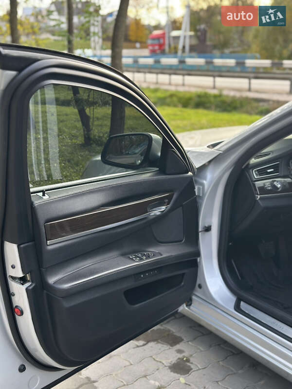 Седан BMW 7 Series 2009 в Тернополі фото 29 Седан BMW 7 Series 2009 в Тернополі