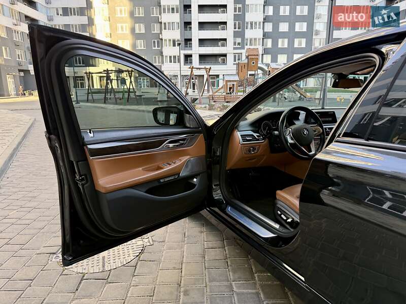 Седан BMW 7 Series 2016 в Одессе фото 40 Седан BMW 7 Series 2016 в Одессе