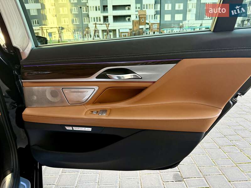 Седан BMW 7 Series 2016 в Одессе фото 66 Седан BMW 7 Series 2016 в Одессе