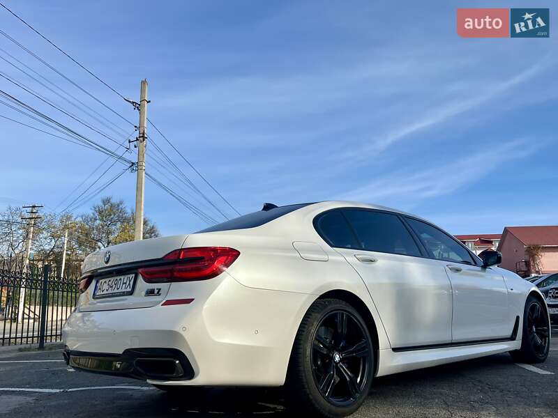 Седан BMW 7 Series 2016 в Киеве фото 11 Седан BMW 7 Series 2016 в Киеве