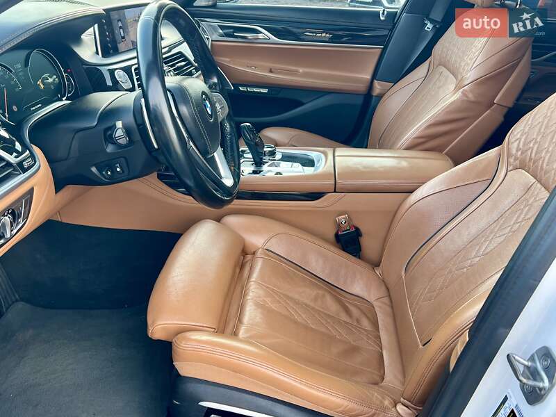 Седан BMW 7 Series 2016 в Киеве фото 21 Седан BMW 7 Series 2016 в Киеве
