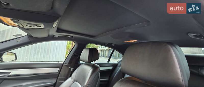 Седан BMW 7 Series 2013 в Ужгороді