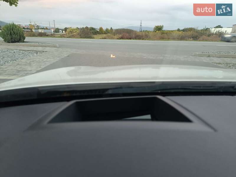 Седан BMW 7 Series 2009 в Мукачево