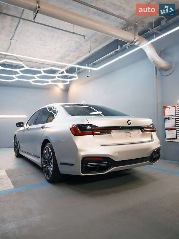 Седан BMW 7 Series 2018 в Киеве
