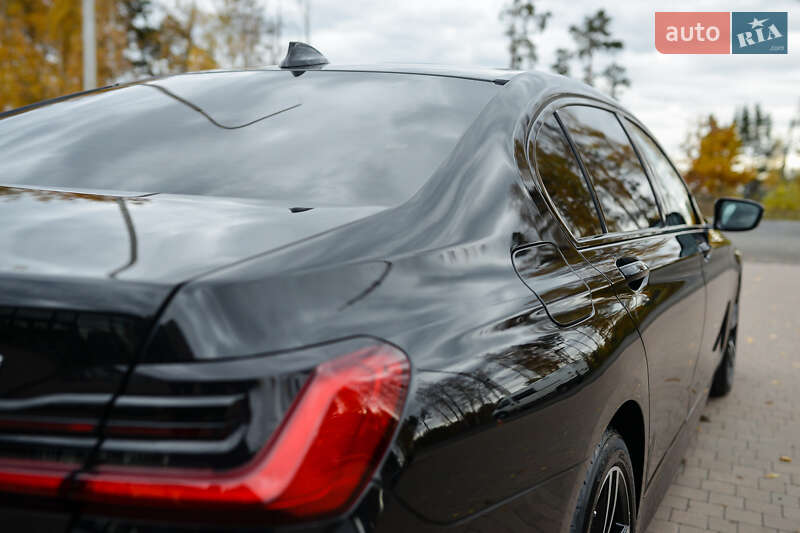 Седан BMW 7 Series 2019 в Києві