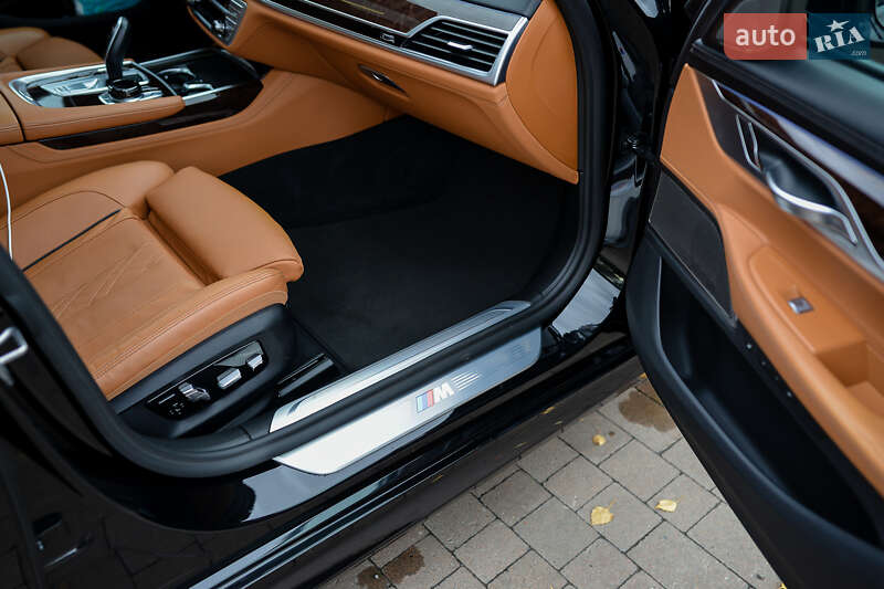 Седан BMW 7 Series 2019 в Києві