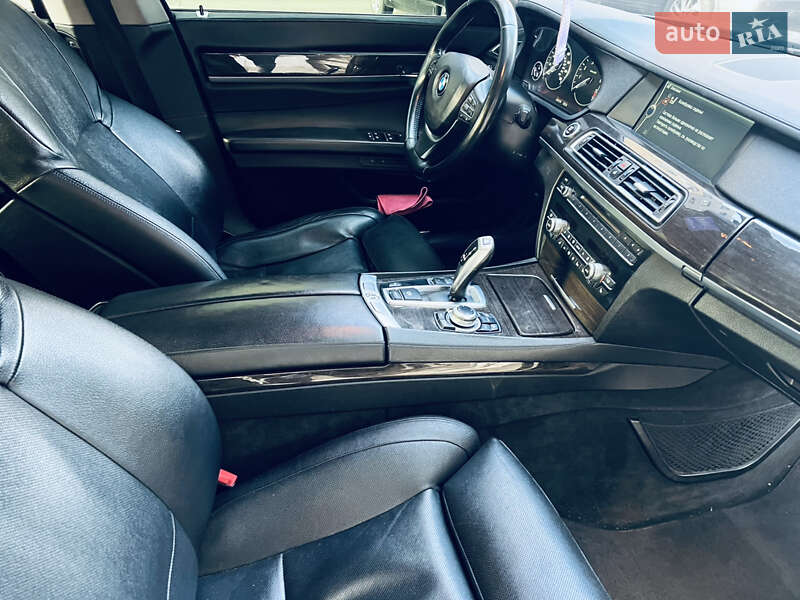 Седан BMW 7 Series 2012 в Харкові