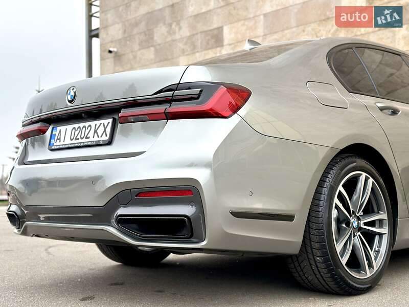 Седан BMW 7 Series 2022 в Киеве