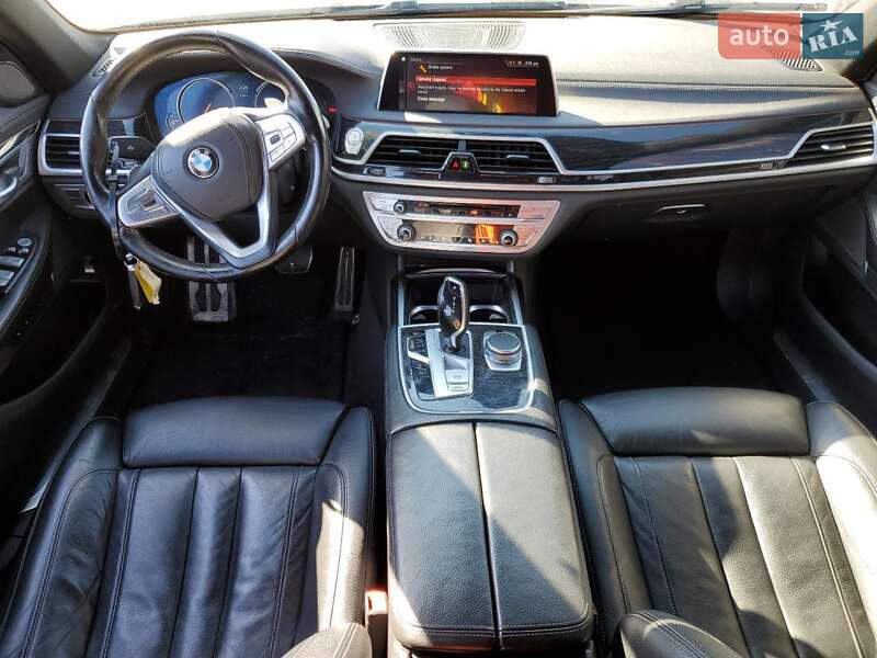 Седан BMW 7 Series 2018 в Киеве
