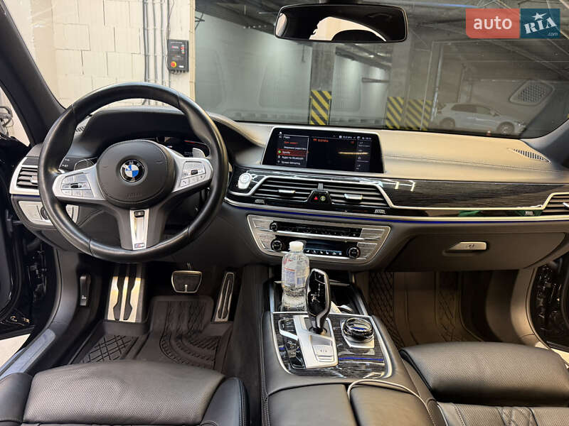 Седан BMW 7 Series 2022 в Киеве фото 6 Седан BMW 7 Series 2022 в Киеве