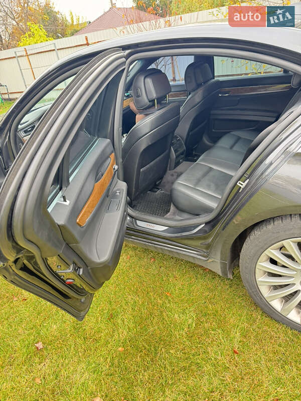 Седан BMW 7 Series 2010 в Киеве фото 11 Седан BMW 7 Series 2010 в Киеве