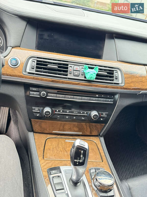 Седан BMW 7 Series 2010 в Киеве фото 17 Седан BMW 7 Series 2010 в Киеве