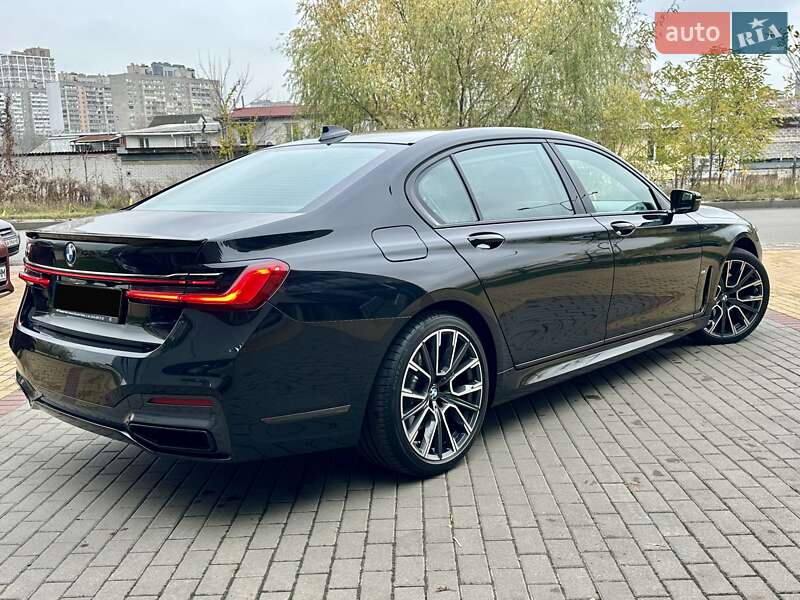 Седан BMW 7 Series 2022 в Киеве