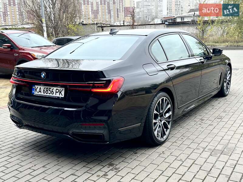 Седан BMW 7 Series 2022 в Киеве
