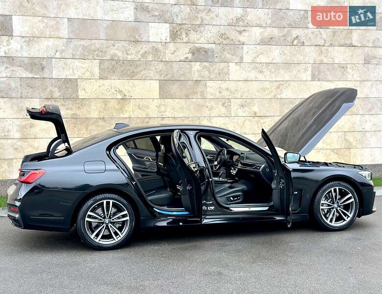Седан BMW 7 Series 2022 в Киеве фото 27 Седан BMW 7 Series 2022 в Киеве