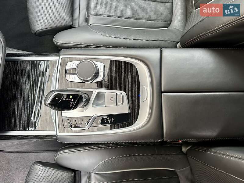 Седан BMW 7 Series 2022 в Киеве фото 66 Седан BMW 7 Series 2022 в Киеве