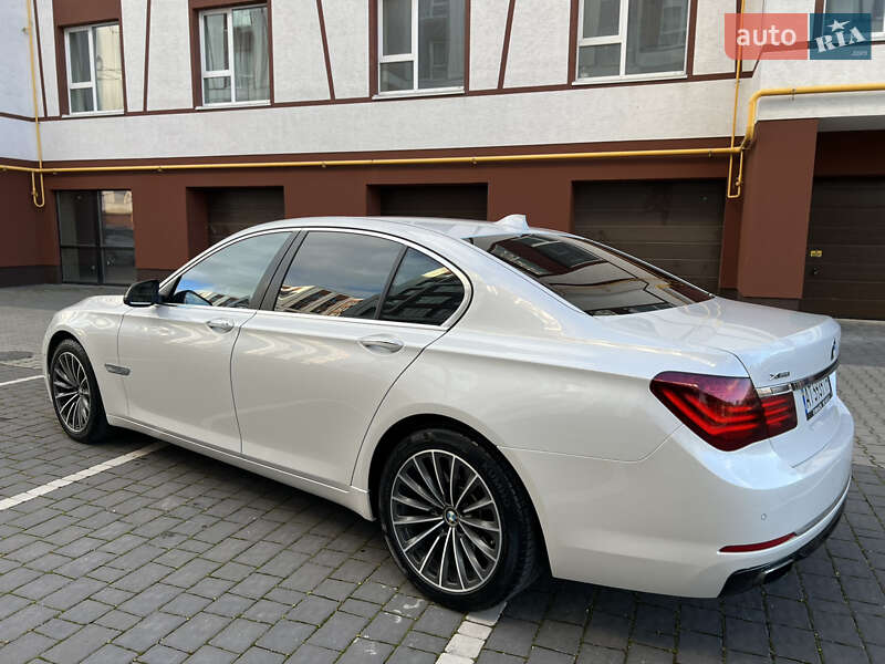 Седан BMW 7 Series 2012 в Ивано-Франковске