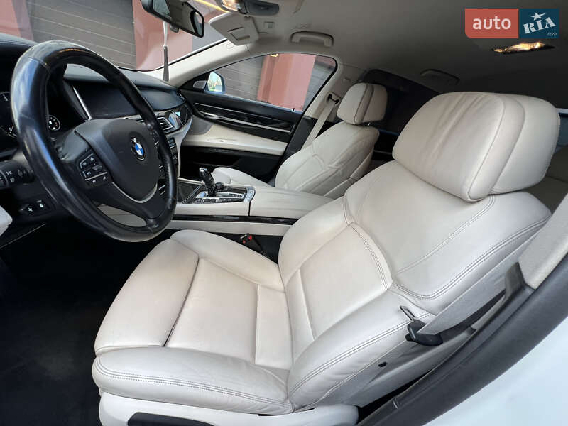 Седан BMW 7 Series 2012 в Ивано-Франковске