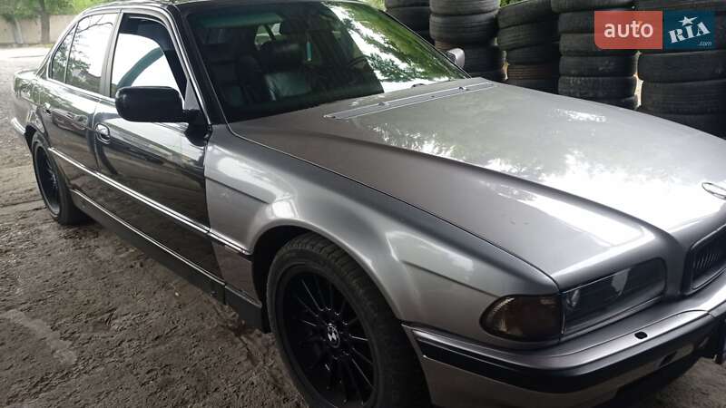 Седан BMW 7 Series 1996 в Новомосковске