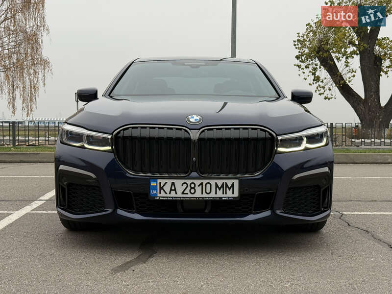 Седан BMW 7 Series 2022 в Киеве