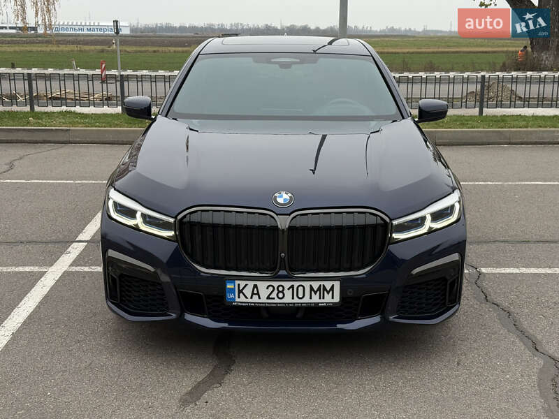 Седан BMW 7 Series 2022 в Киеве