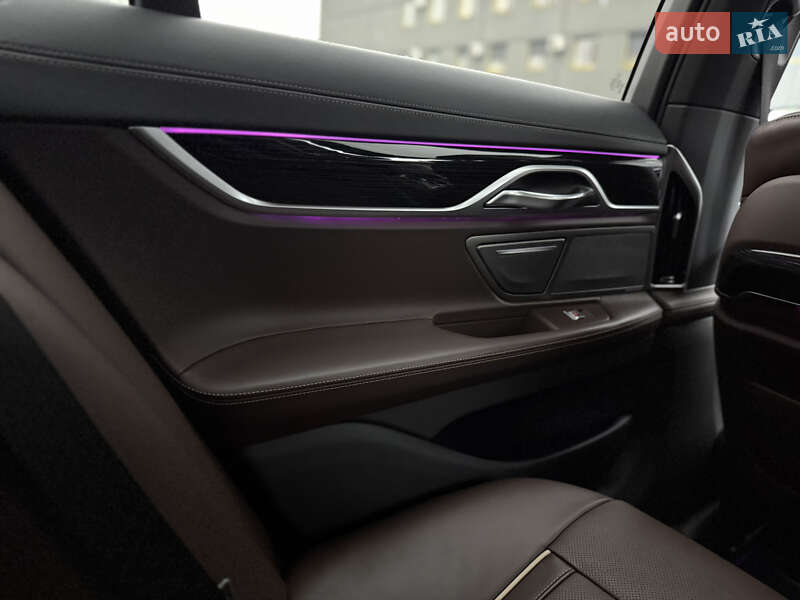 Седан BMW 7 Series 2022 в Киеве